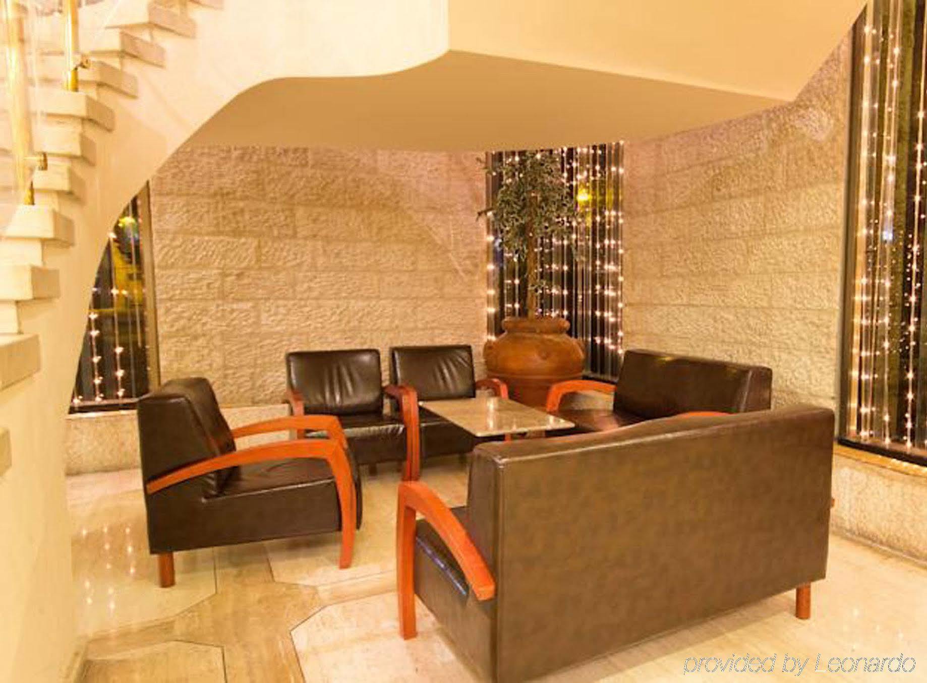 Royal Wing Hotel Йерусалим Екстериор снимка