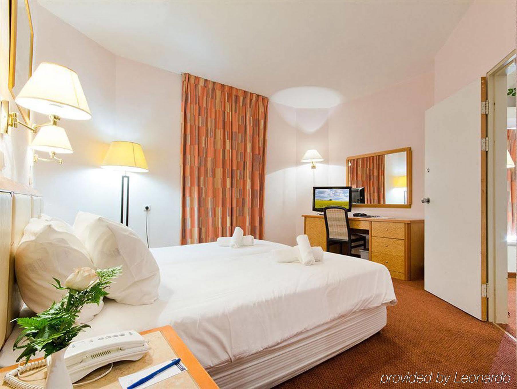 Royal Wing Hotel Йерусалим Екстериор снимка